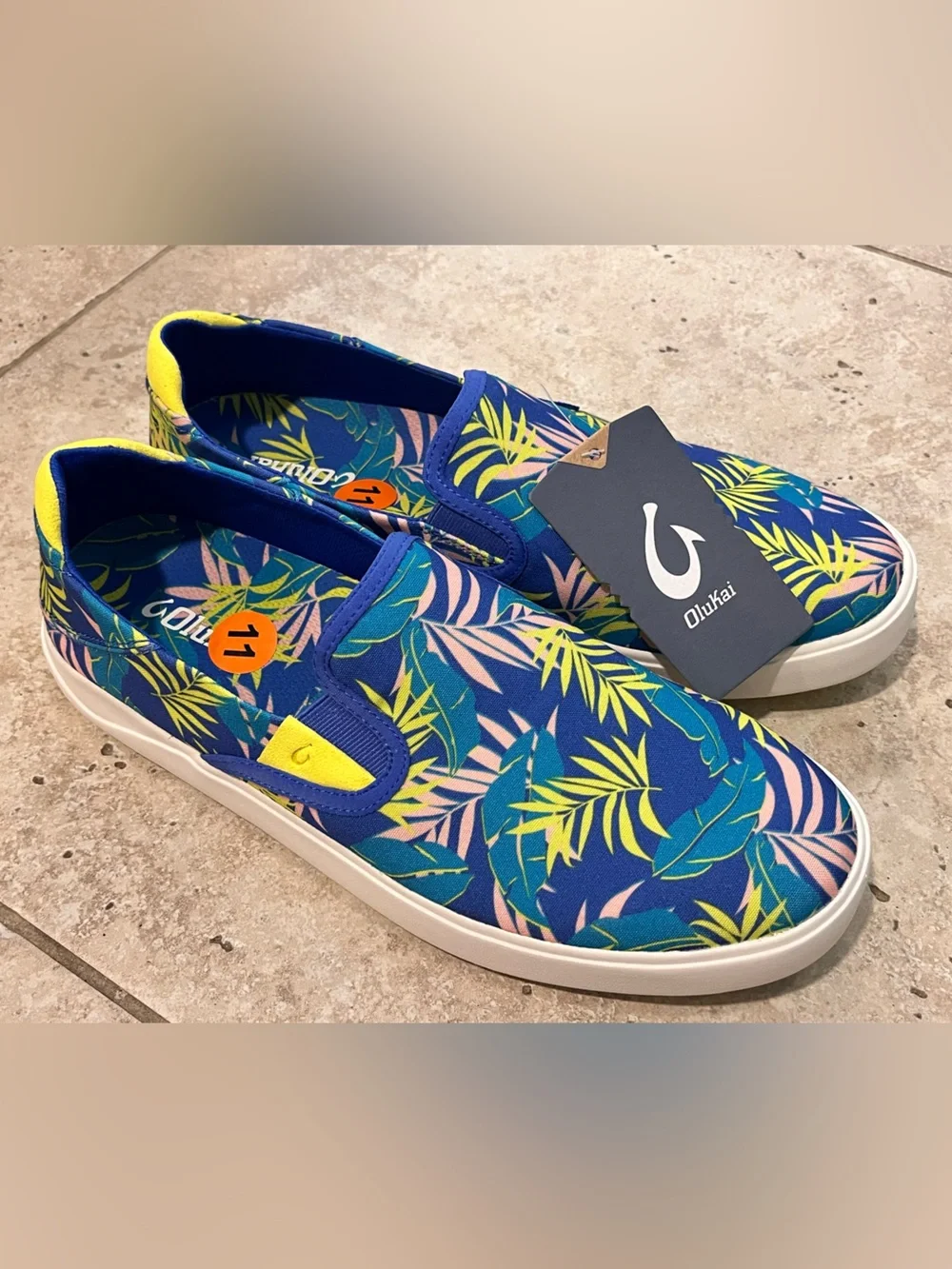 NWT OluKai Lae’Ahi Pa’I Blue Aloha Sneakers Slip On Shoes Hawaiian 10.5 M $120